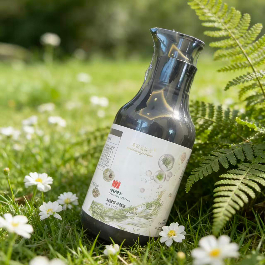 草本集结号 · 天然臻养修护洗发液